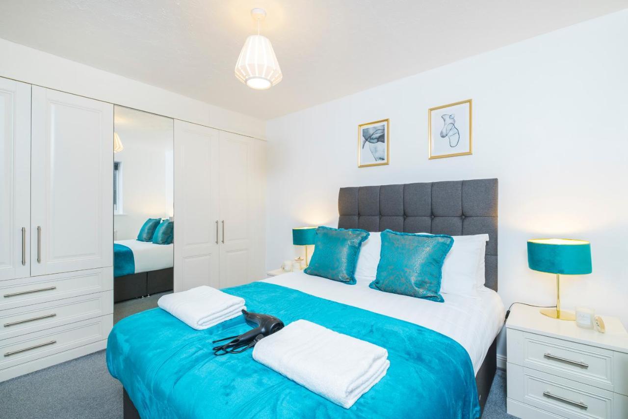 Beautiful 3 Bed House With Amazing Views In Dartford, Kent 아파트 외부 사진