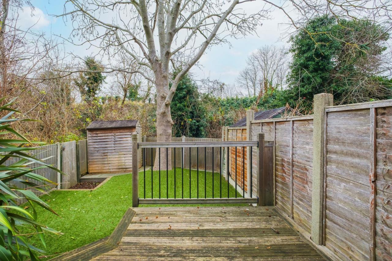 Beautiful 3 Bed House With Amazing Views In Dartford, Kent 아파트 외부 사진